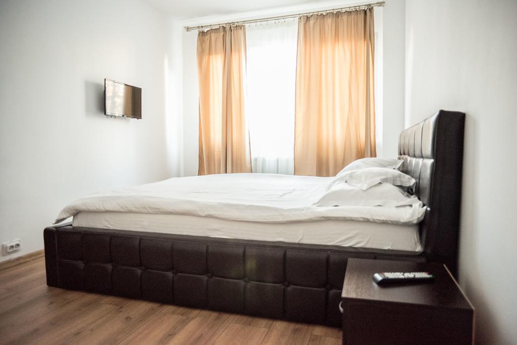 Executive Apartments 2 クラヨーヴァ エクステリア 写真